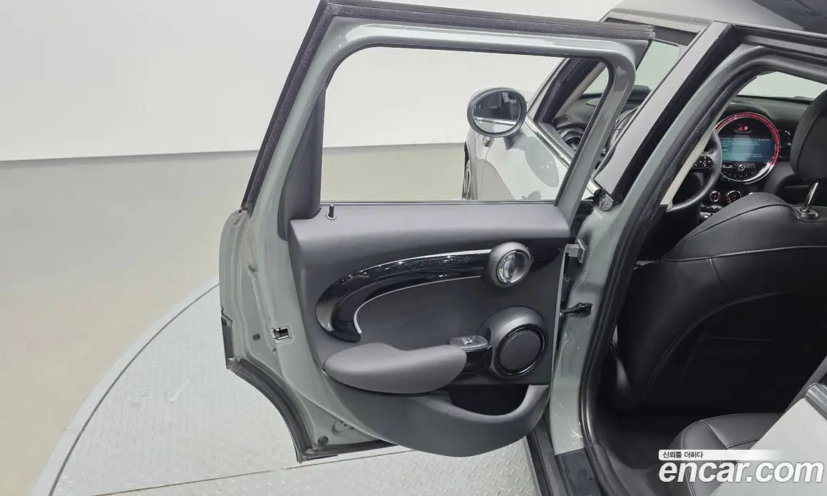 Mini Cooper 2021 2.0 автомат (гидро), фото 15