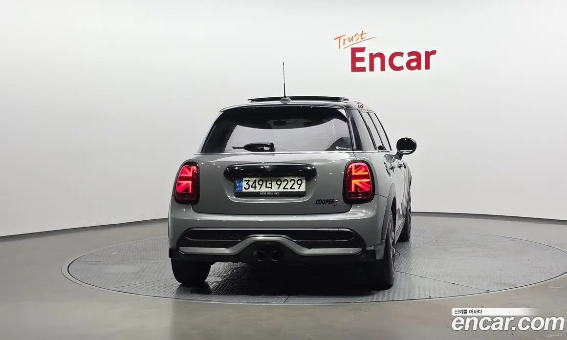 Mini Cooper 2021 2.0 автомат (гидро), фото 4