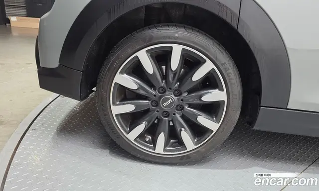 Mini Cooper 2021 2.0 автомат (гидро), миниатюра 5