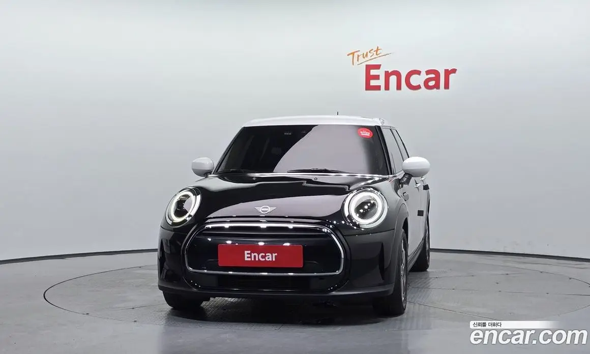 Mini Cooper 2023 1.5 автомат (гидро), фото 3