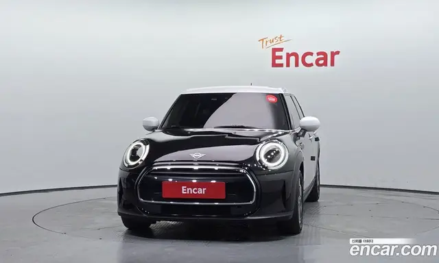 Mini Cooper 2023 1.5 автомат (гидро), миниатюра 3