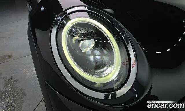Mini Cooper 2023 1.5 автомат (гидро), миниатюра 8