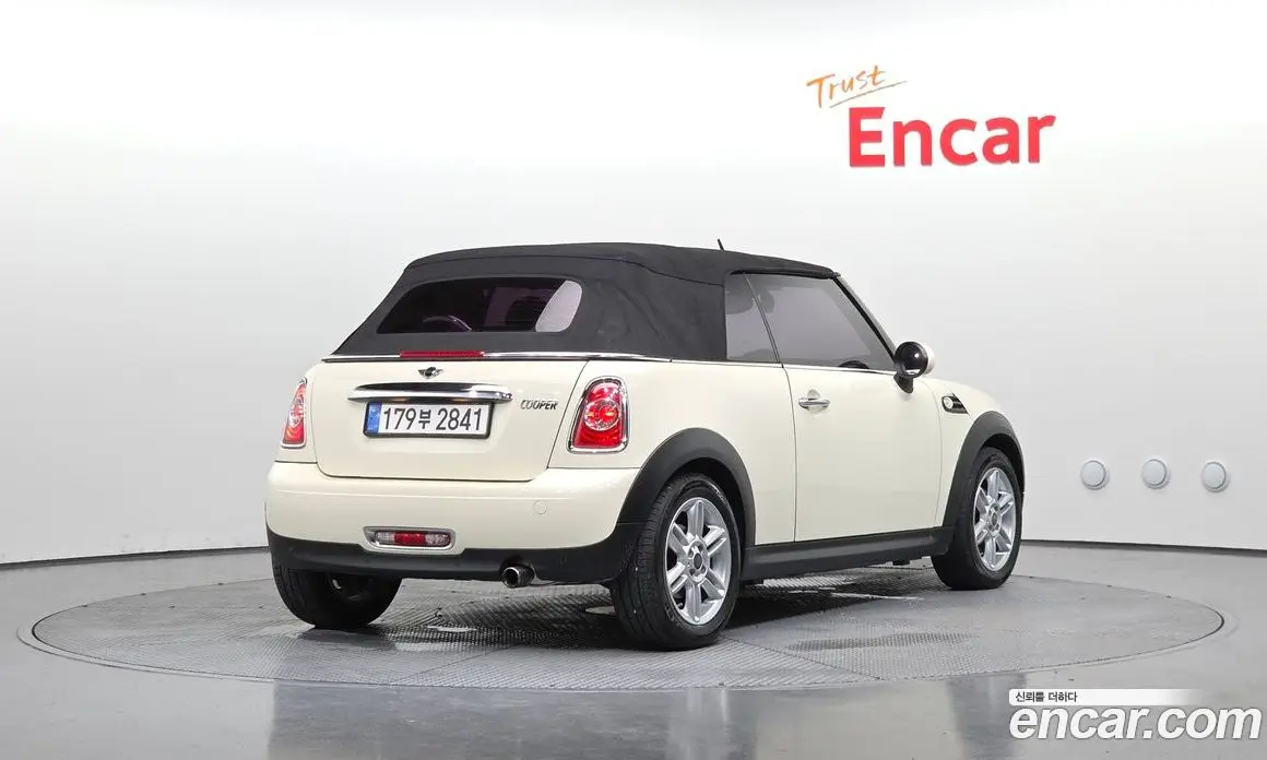 Mini Cooper Convertible 2015 1.6 автомат (гидро), фото 2 Mini Cooper Convertible 2015 1.6 автомат (гидро), фото 2