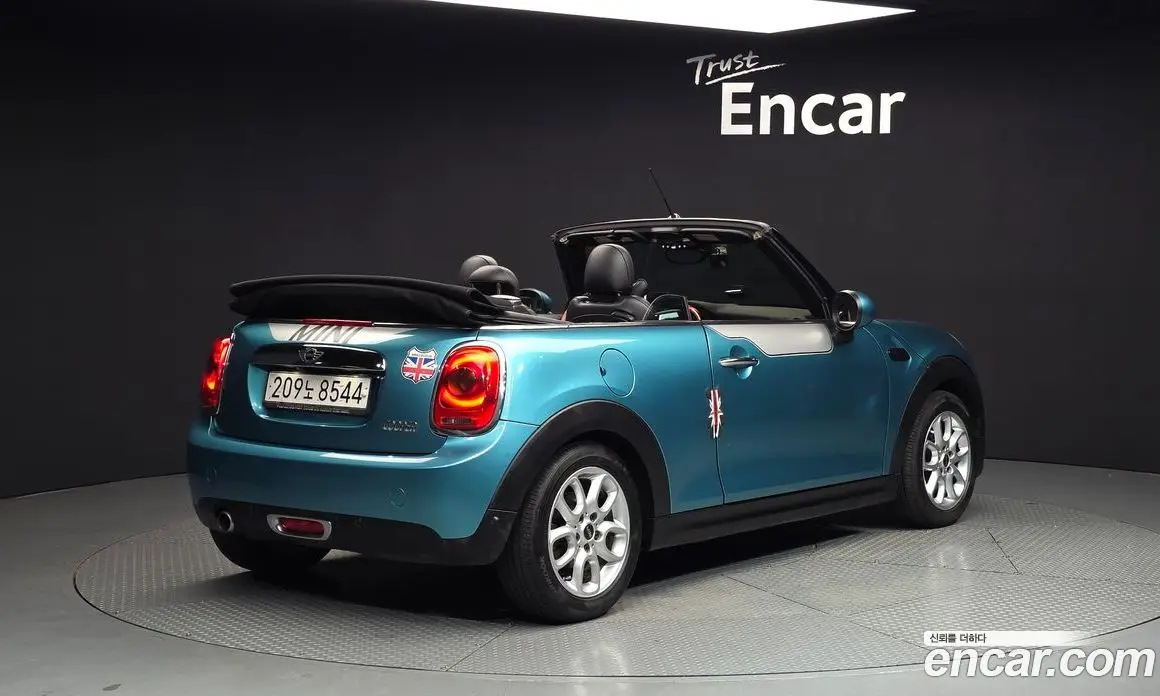 Mini Cooper Convertible 2018 1.5 автомат (гидро), фото 2 Mini Cooper Convertible 2018 1.5 автомат (гидро), фото 2