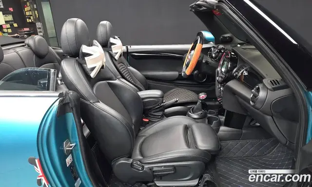 Mini Cooper Convertible 2018 1.5 автомат (гидро), миниатюра 11 Mini Cooper Convertible 2018 1.5 автомат (гидро), миниатюра 11