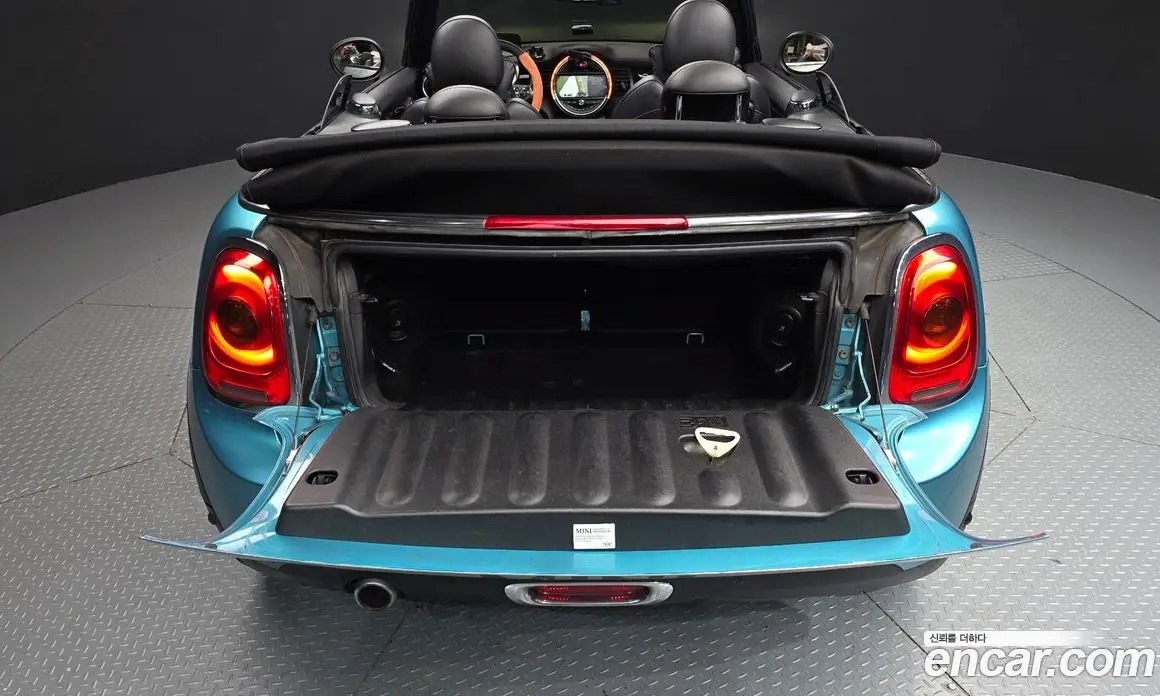 Mini Cooper Convertible 2018 1.5 автомат (гидро), фото 18 Mini Cooper Convertible 2018 1.5 автомат (гидро), фото 18