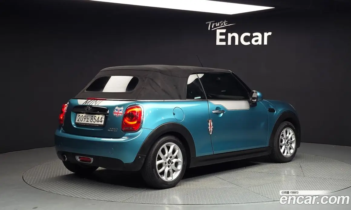 Mini Cooper Convertible 2018 1.5 автомат (гидро), фото 20 Mini Cooper Convertible 2018 1.5 автомат (гидро), фото 20
