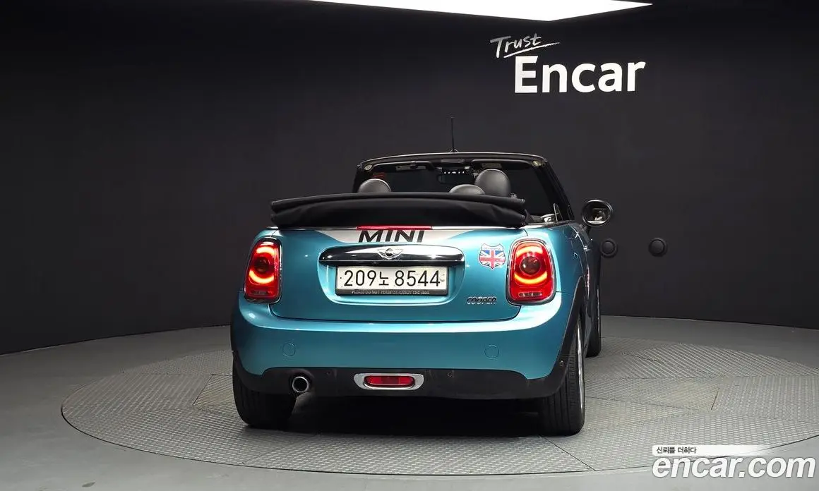 Mini Cooper Convertible 2018 1.5 автомат (гидро), фото 4 Mini Cooper Convertible 2018 1.5 автомат (гидро), фото 4