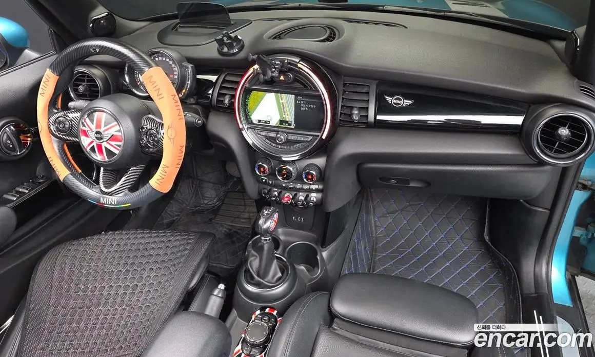 Mini Cooper Convertible 2018 1.5 автомат (гидро), фото 7 Mini Cooper Convertible 2018 1.5 автомат (гидро), фото 7
