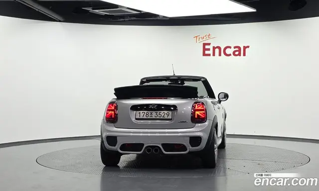 Mini Cooper Convertible 2020 2.0 автомат (гидро), миниатюра 4 Mini Cooper Convertible 2020 2.0 автомат (гидро), миниатюра 4