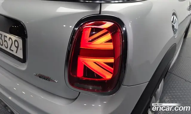 Mini Cooper Convertible 2020 2.0 автомат (гидро), миниатюра 9 Mini Cooper Convertible 2020 2.0 автомат (гидро), миниатюра 9