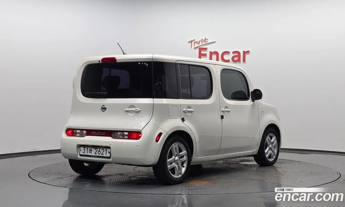 Nissan Cube 2013 1.8 автомат (гидро), фото 2 Nissan Cube 2013 1.8 автомат (гидро), фото 2