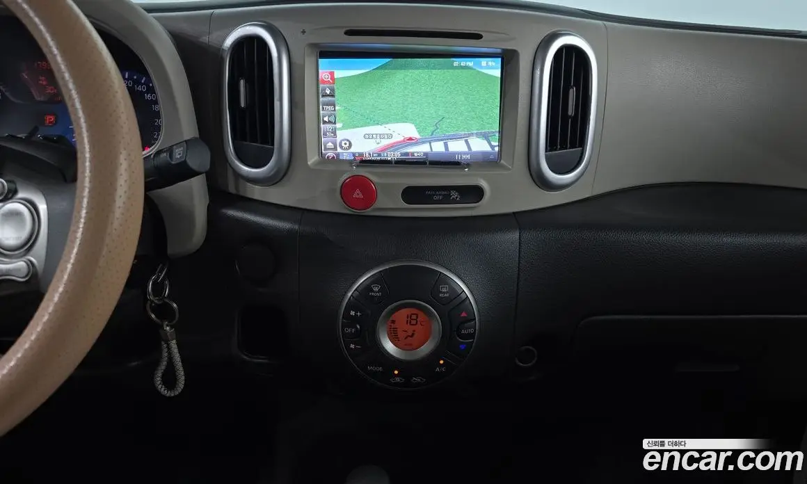 Nissan Cube 2013 1.8 автомат (гидро), фото 14 Nissan Cube 2013 1.8 автомат (гидро), фото 14