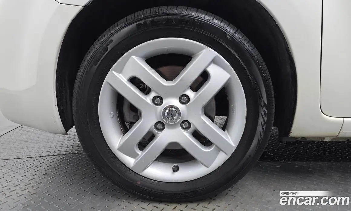 Nissan Cube 2013 1.8 автомат (гидро), фото 5 Nissan Cube 2013 1.8 автомат (гидро), фото 5