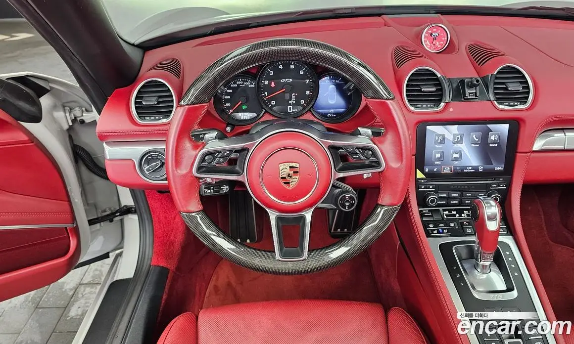 Porsche 718 2023 4.0 автомат (гидро), фото 18 Porsche 718 2023 4.0 автомат (гидро), фото 18