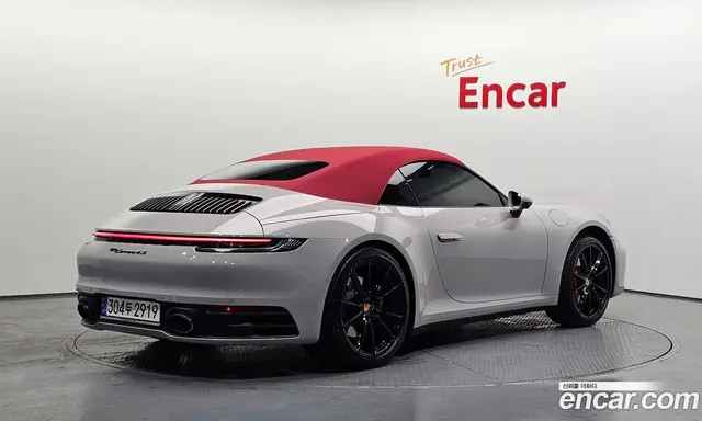 Porsche 911 2022 3.0 автомат (гидро), миниатюра 2