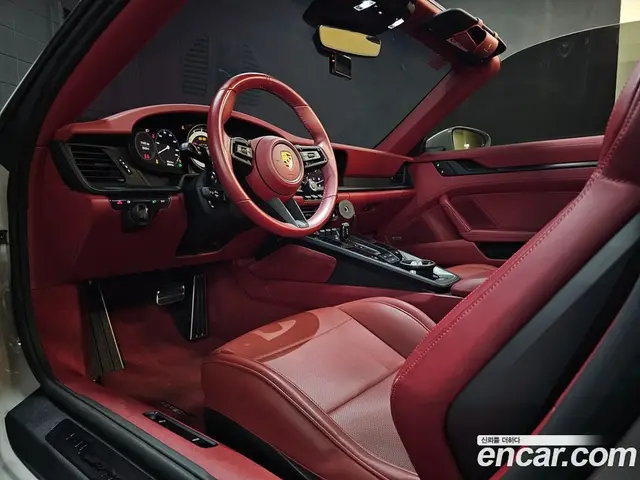 Porsche 911 2022 3.0 автомат (гидро), миниатюра 10 Porsche 911 2022 3.0 автомат (гидро), миниатюра 10