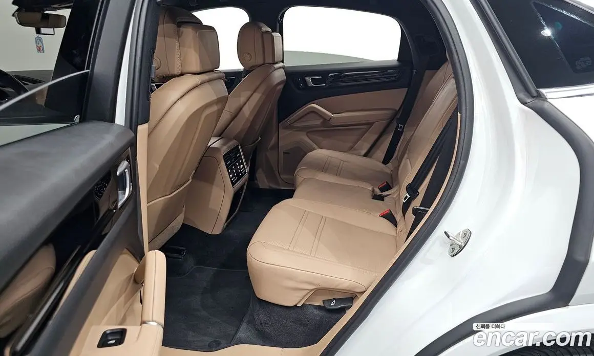 Porsche Cayenne 2023 3.0 автомат (гидро), фото 17 Porsche Cayenne 2023 3.0 автомат (гидро), фото 17