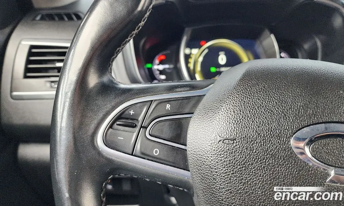 Renault (Samsung) QM6 2017 2.0 автомат (гидро), фото 17 Renault (Samsung) QM6 2017 2.0 автомат (гидро), фото 17