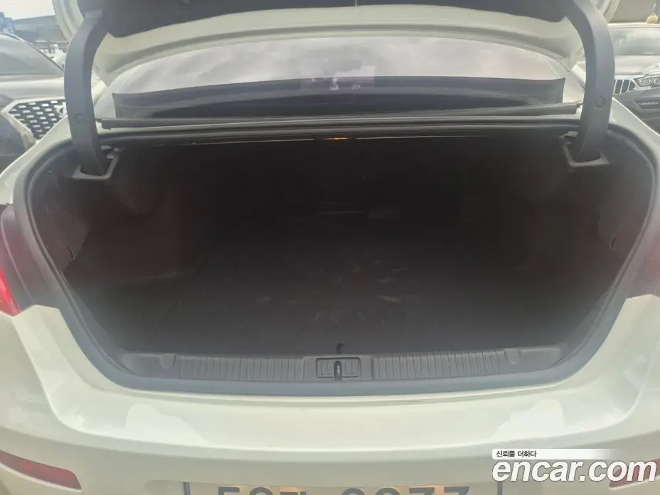 Renault (Samsung) SM7 2015 2.0 автомат (гидро), фото 6 Renault (Samsung) SM7 2015 2.0 автомат (гидро), фото 6