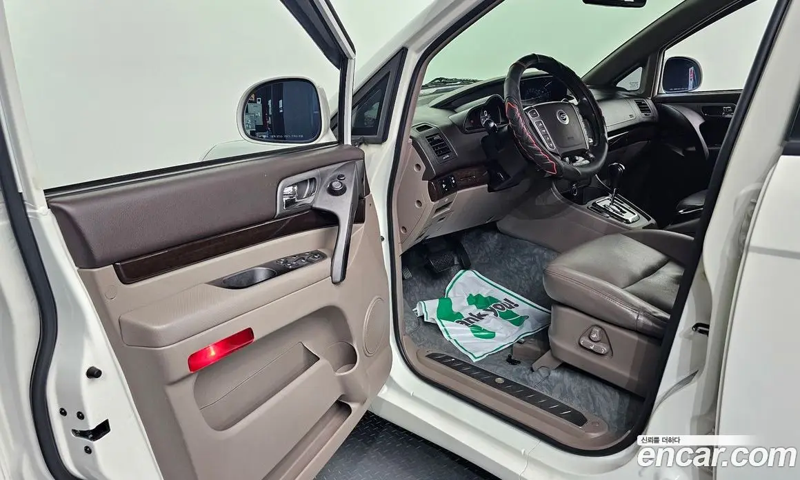 SsangYong Korando 2014 2.0 автомат (гидро), фото 10 SsangYong Korando 2014 2.0 автомат (гидро), фото 10