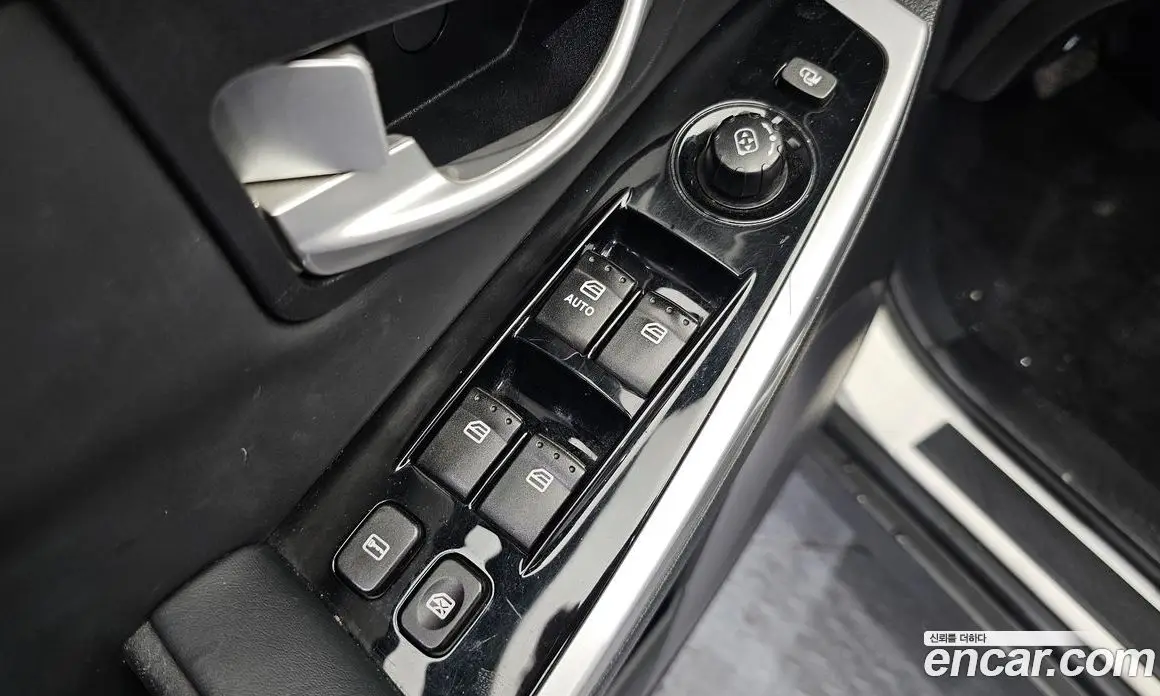 SsangYong Korando 2015 2.2 автомат (гидро), фото 27 SsangYong Korando 2015 2.2 автомат (гидро), фото 27