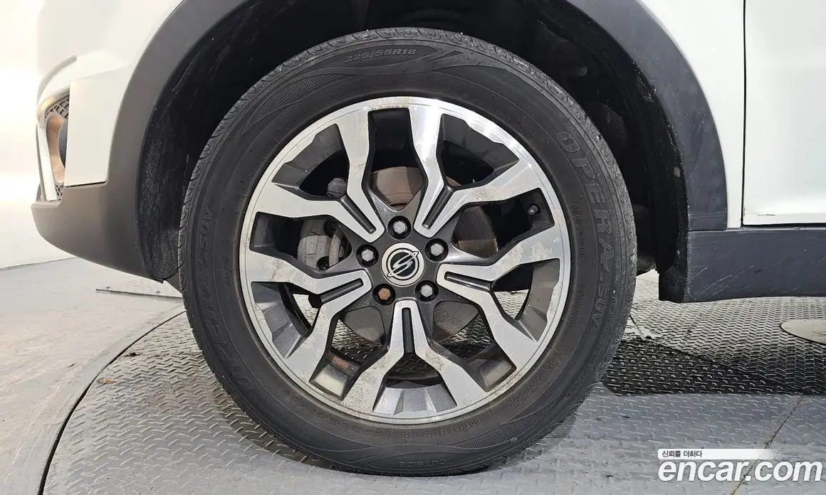 SsangYong Korando 2015 2.2 автомат (гидро), фото 5 SsangYong Korando 2015 2.2 автомат (гидро), фото 5