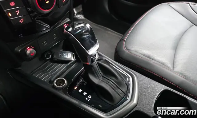 SsangYong TIBOLI 2018 1.6 автомат (гидро), миниатюра 12