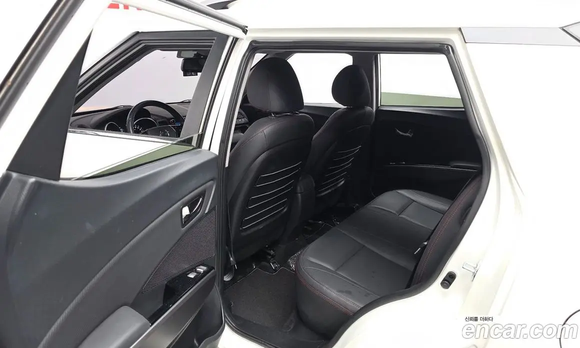SsangYong TIBOLI 2018 1.6 автомат (гидро), фото 16 SsangYong TIBOLI 2018 1.6 автомат (гидро), фото 16