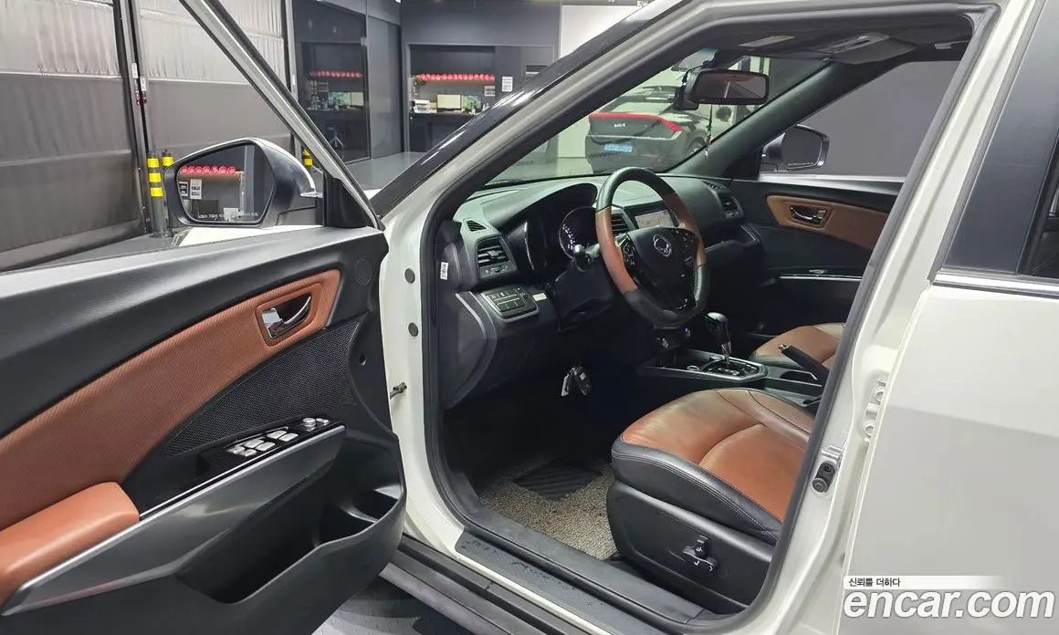 SsangYong TIBOLI 2018 1.6 автомат (гидро), фото 13 SsangYong TIBOLI 2018 1.6 автомат (гидро), фото 13
