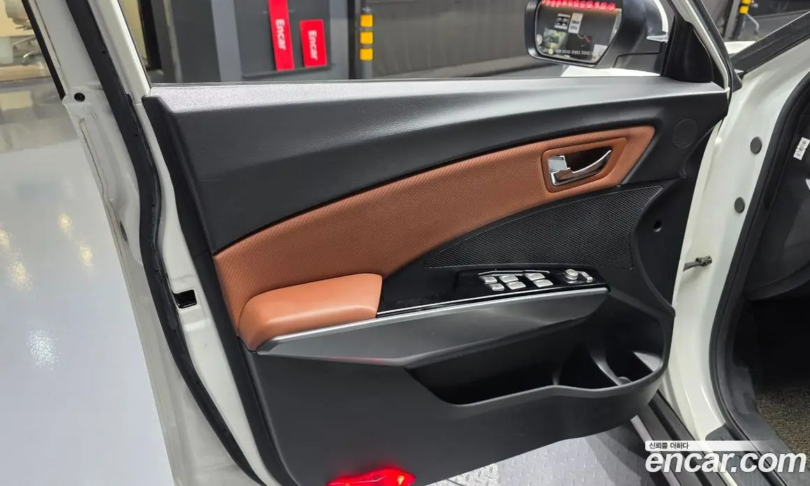 SsangYong TIBOLI 2018 1.6 автомат (гидро), фото 14 SsangYong TIBOLI 2018 1.6 автомат (гидро), фото 14
