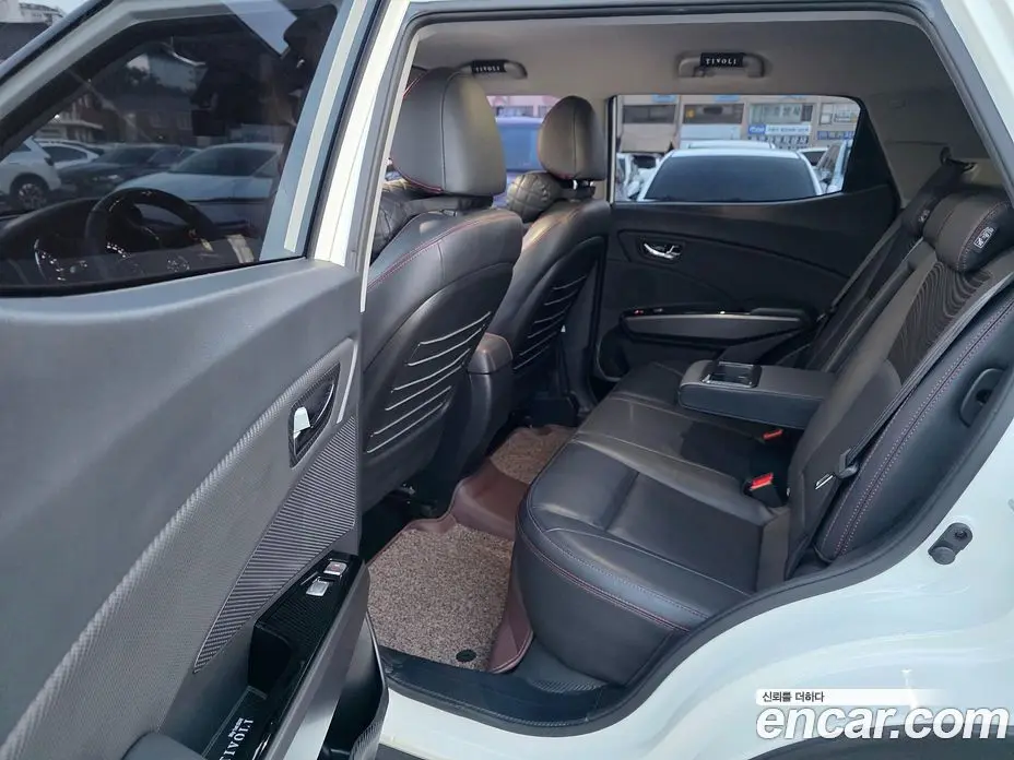 SsangYong TIBOLI 2018 1.6 автомат (гидро), фото 13 SsangYong TIBOLI 2018 1.6 автомат (гидро), фото 13