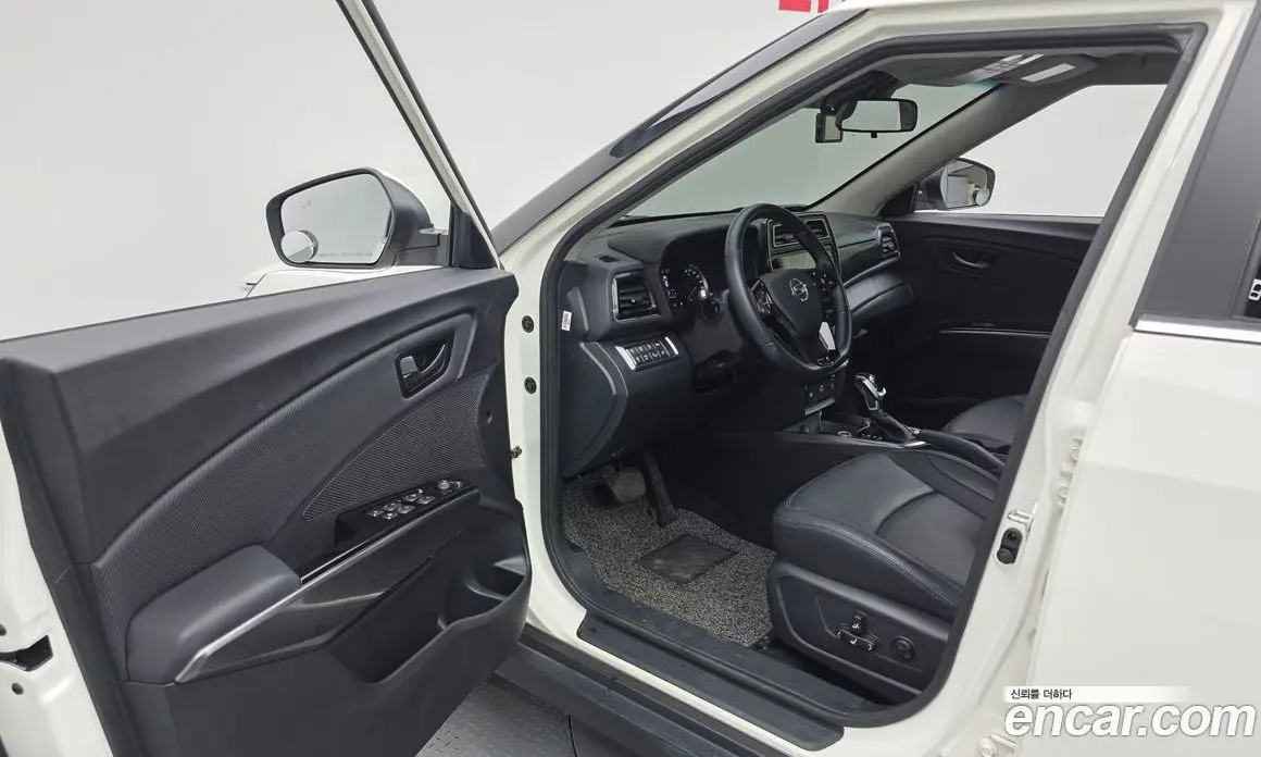 SsangYong TIBOLI 2021 1.5 автомат (гидро), фото 10