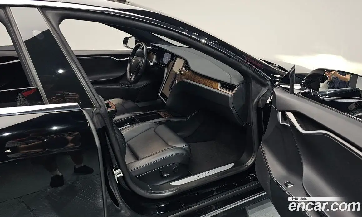 Tesla Model S 2019 0.3 автомат (гидро), фото 11 Tesla Model S 2019 0.3 автомат (гидро), фото 11