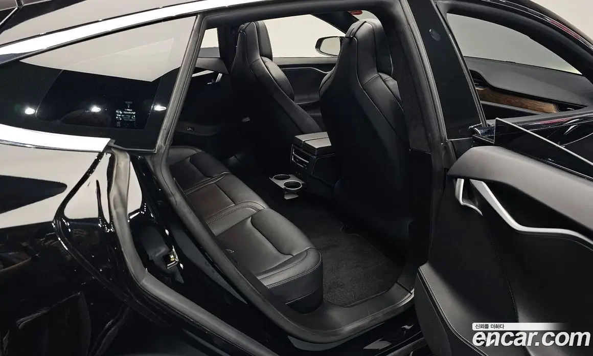 Tesla Model S 2019 0.3 автомат (гидро), фото 12 Tesla Model S 2019 0.3 автомат (гидро), фото 12