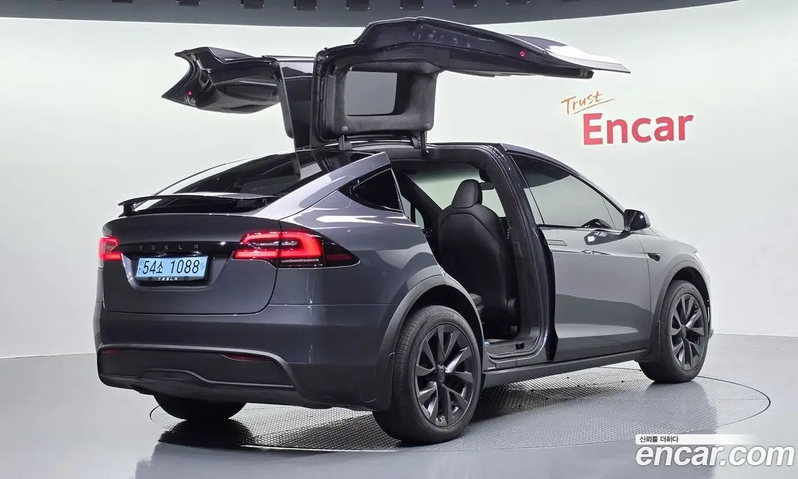 Tesla Model X 2023 0.3 автомат (гидро), фото 2 Tesla Model X 2023 0.3 автомат (гидро), фото 2