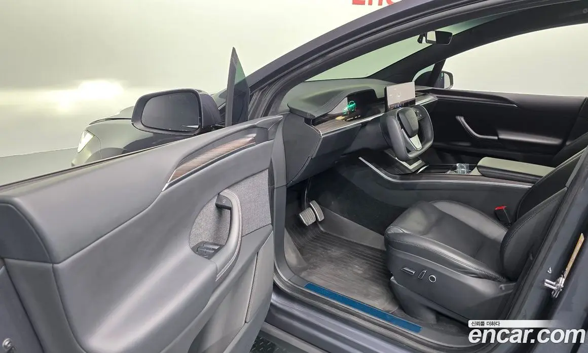 Tesla Model X 2023 0.3 автомат (гидро), фото 13 Tesla Model X 2023 0.3 автомат (гидро), фото 13