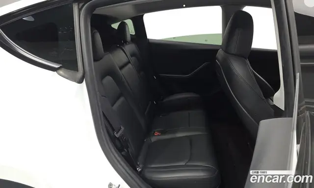 Tesla Model Y 2023 0.2 автомат (гидро), миниатюра 11