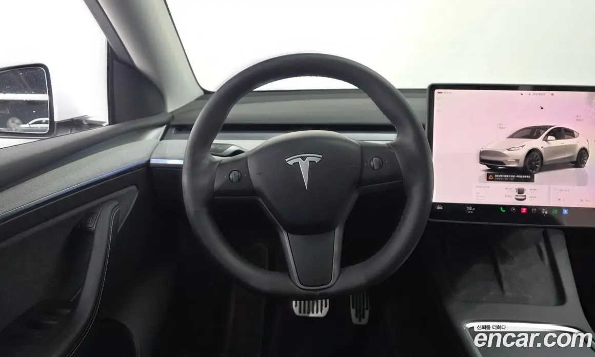 Tesla Model Y 2023 0.2 автомат (гидро), фото 12