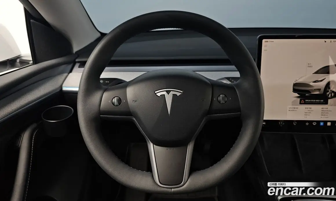 Tesla Model Y 2024 0.2 автомат (гидро), фото 13 Tesla Model Y 2024 0.2 автомат (гидро), фото 13