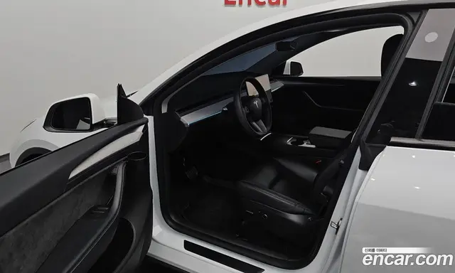 Tesla Model Y 2024 0.2 автомат (гидро), миниатюра 10 Tesla Model Y 2024 0.2 автомат (гидро), миниатюра 10