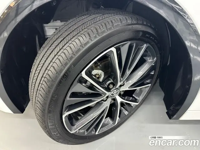 Toyota Prius 2025 2.0 автомат (вариатор), миниатюра 5 Toyota Prius 2025 2.0 автомат (вариатор), миниатюра 5