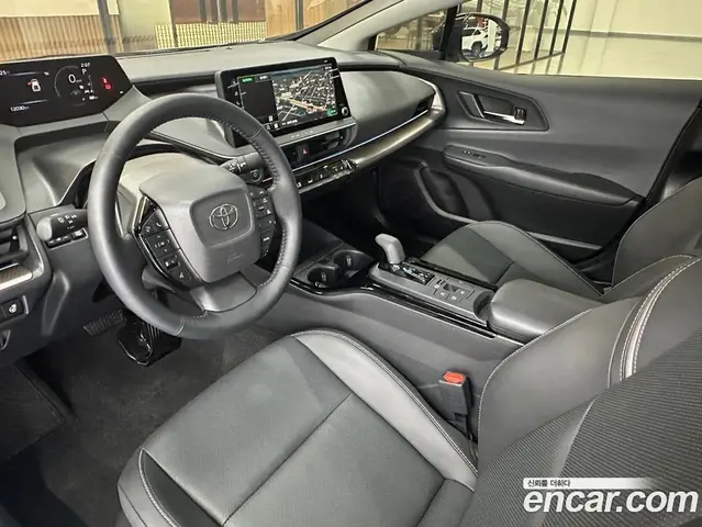 Toyota Prius 2025 2.0 автомат (вариатор), миниатюра 10 Toyota Prius 2025 2.0 автомат (вариатор), миниатюра 10