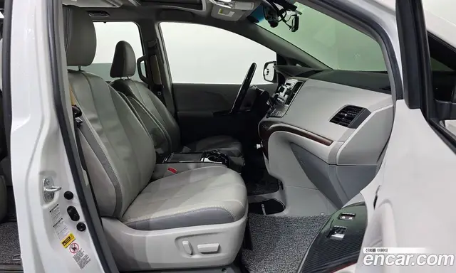 Toyota Sienna 2013 3.5 автомат (гидро), миниатюра 11 Toyota Sienna 2013 3.5 автомат (гидро), миниатюра 11