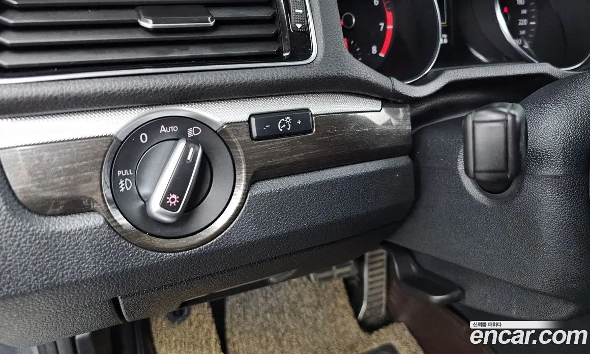 Volkswagen Passat 2018 2.0 автомат (гидро), фото 20 Volkswagen Passat 2018 2.0 автомат (гидро), фото 20