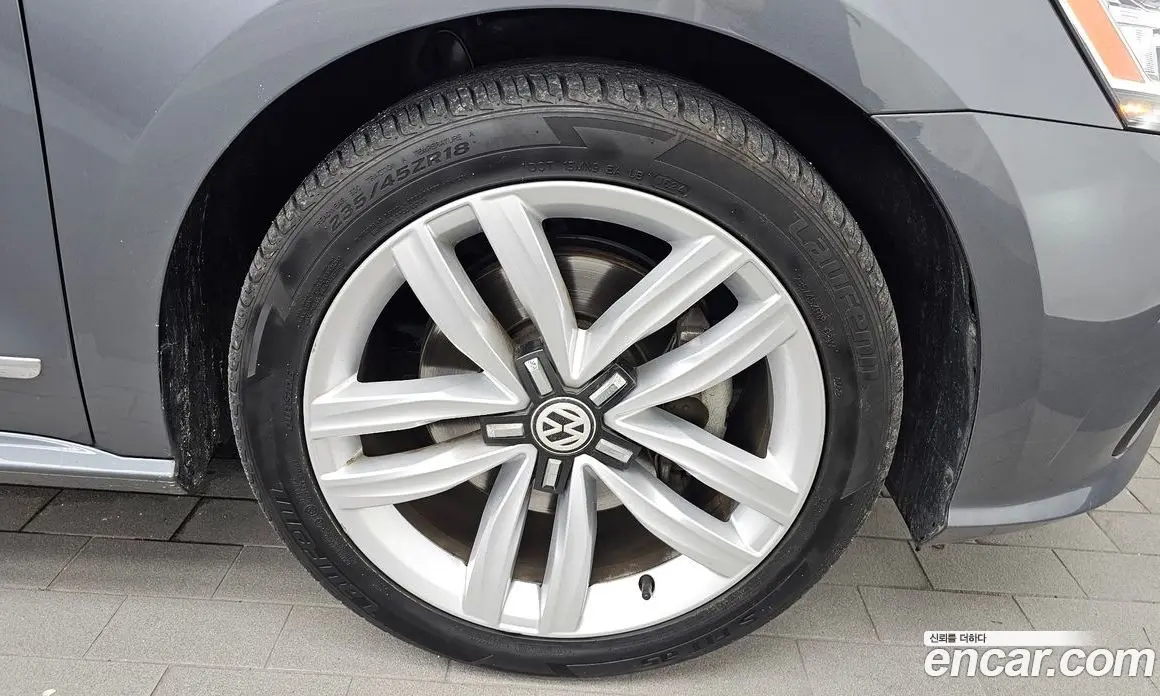 Volkswagen Passat 2018 2.0 автомат (гидро), фото 7 Volkswagen Passat 2018 2.0 автомат (гидро), фото 7