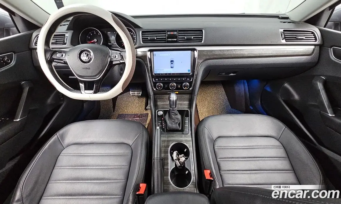 Volkswagen Passat 2018 2.0 автомат (гидро), фото 10 Volkswagen Passat 2018 2.0 автомат (гидро), фото 10