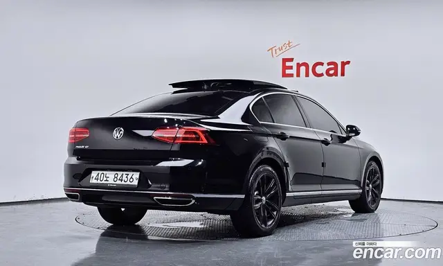 Volkswagen Passat 2018 2.0 автомат (гидро), миниатюра 2 Volkswagen Passat 2018 2.0 автомат (гидро), миниатюра 2