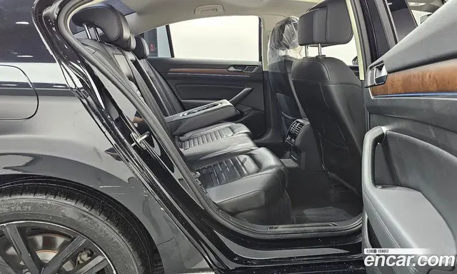 Volkswagen Passat 2018 2.0 автомат (гидро), миниатюра 11 Volkswagen Passat 2018 2.0 автомат (гидро), миниатюра 11