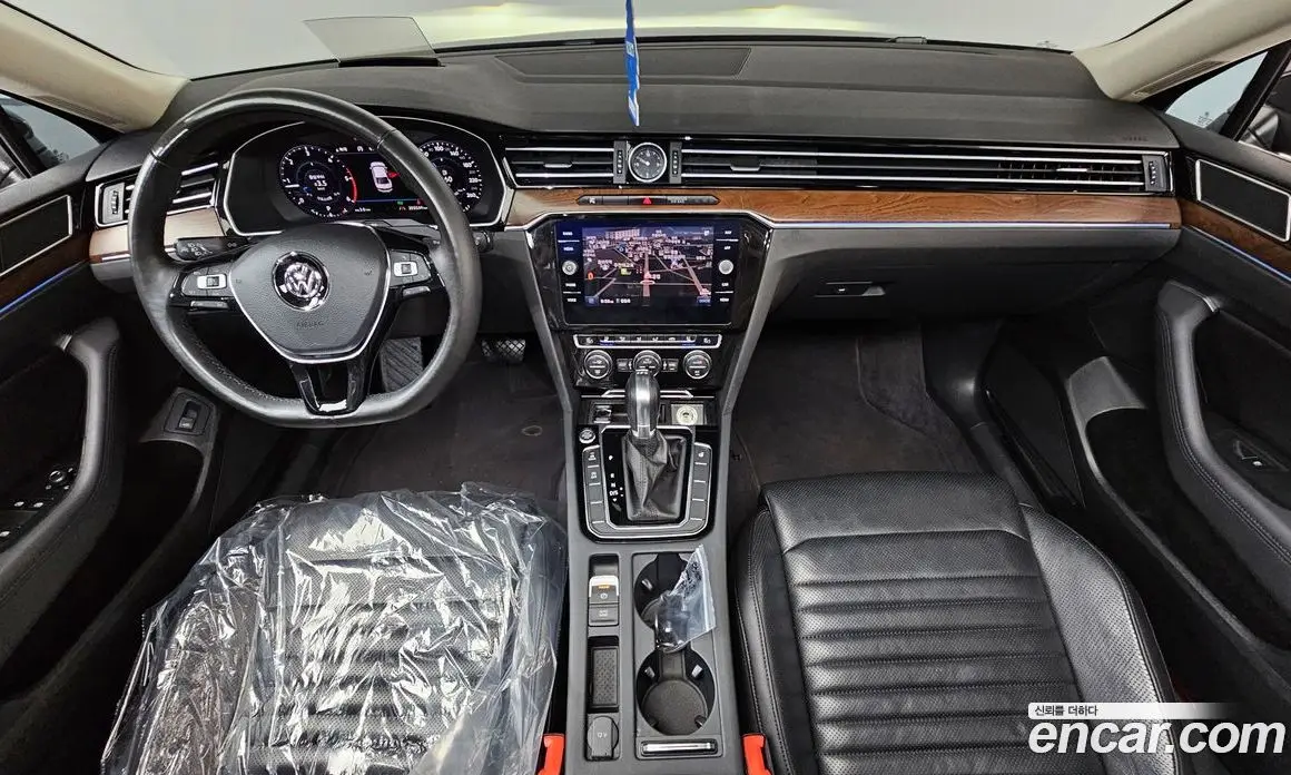 Volkswagen Passat 2018 2.0 автомат (гидро), фото 7 Volkswagen Passat 2018 2.0 автомат (гидро), фото 7